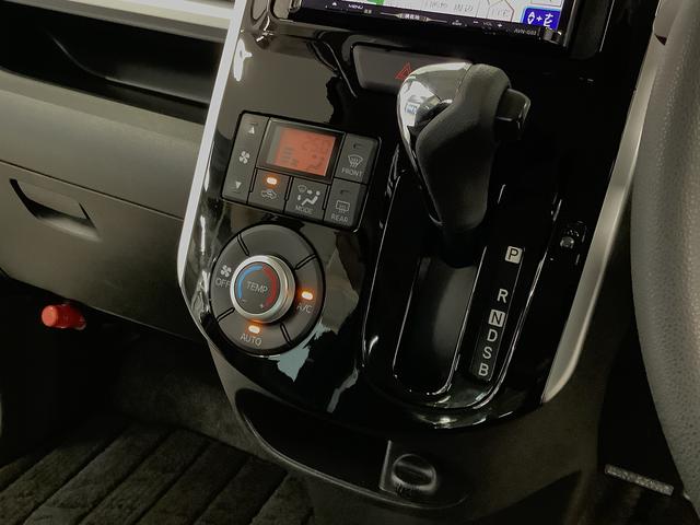 タントカスタムＸ　ナビＴＶ　ＥＴＣ　片側電動スライドドア　１４ＡＷ走行無制限１年保証　片側電動スライドドア　ナビＴＶ　ＥＴＣ　ＤＶＤ　ＬＥＤヘッドライト　プッシュスタート　オートエアコン　ドアバイザー　アクセサリーソケット　ベンチシート　１４インチ純正アルミホイール（兵庫県）の中古車