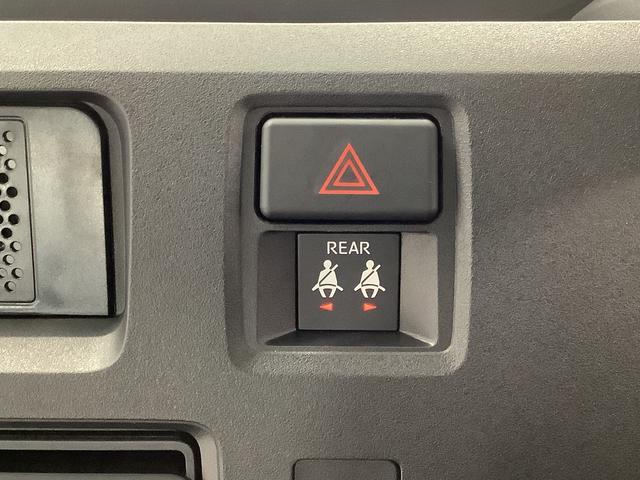 ハイゼットカーゴＤＸ　ＣＶＴ　ＥＴＣ　コーナーセンサー　キーレスエントリー走行無制限１年保証　前後コーナーセンサー　ＣＶＴ車　ＥＴＣ　オートマチックハイビーム　アイドリングストップ　横滑り防止装置　オートライト　ヘッドライトレベライザー　パワーウィンドウ　エアコン　ラジオ（兵庫県）の中古車