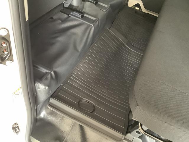 ハイゼットカーゴＤＸ　ＣＶＴ　ＥＴＣ　コーナーセンサー　キーレスエントリー走行無制限１年保証　前後コーナーセンサー　ＣＶＴ車　ＥＴＣ　オートマチックハイビーム　アイドリングストップ　横滑り防止装置　オートライト　ヘッドライトレベライザー　パワーウィンドウ　エアコン　ラジオ（兵庫県）の中古車