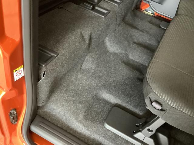 ハイゼットカーゴクルーズ　ＣＶＴ　前後コーナーセンサー　プッシュスタート走行無制限１年保証　前後コーナーセンサー　ＣＶＴ車　オートマチックハイビーム　プッシュスタート　横滑り防止装置　オートライト　ヘッドライトレベライザー　電動格納ドアミラー　マニュアルエアコン（兵庫県）の中古車