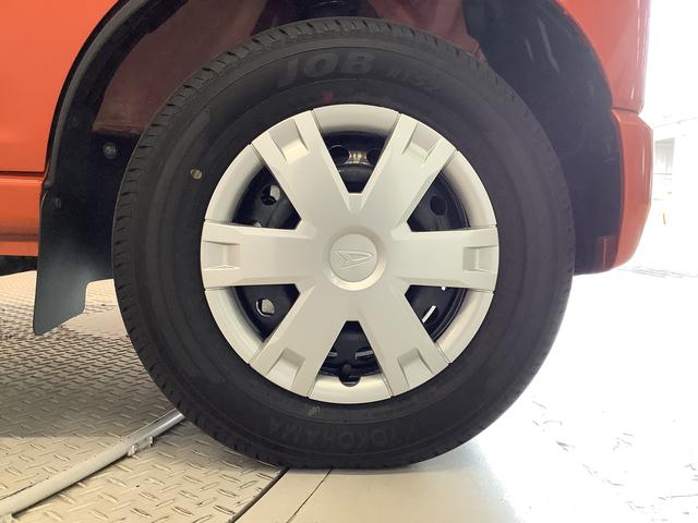 ハイゼットカーゴクルーズ　ＣＶＴ　前後コーナーセンサー　プッシュスタート走行無制限１年保証　前後コーナーセンサー　ＣＶＴ車　オートマチックハイビーム　プッシュスタート　横滑り防止装置　オートライト　ヘッドライトレベライザー　電動格納ドアミラー　マニュアルエアコン（兵庫県）の中古車