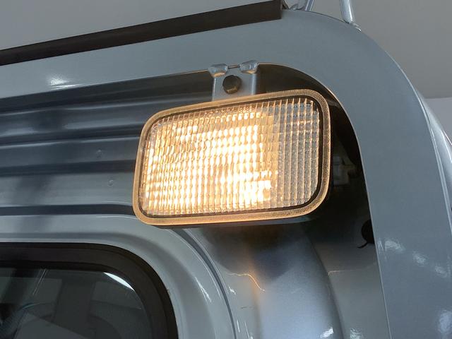 ハイゼットトラックスタンダード　農用スペシャルＳＡIIIｔ　４ＷＤ　５速ＭＴ走行無制限１年保証　４ＷＤ　荷台作業灯　ＭＴ車　３方開　ゲートプロテクター　荷台マット　横滑り防止装置　デフロック　ドアバイザー　ヘッドライトレベライザー　アクセサリーソケット　スペアタイヤ（兵庫県）の中古車