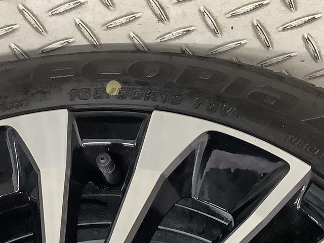 タントカスタムＲＳ　ターボ　４ＷＤ　両側電動ドア　シートヒーター走行無制限１年保証　両側電動スライドドア　４ＷＤ　前後コーナーセンサー　前席シートヒーター　オートマチックハイビーム　ＬＥＤヘッドライト　横滑り防止装置　スマートキー　１５インチ純正アルミホイール（兵庫県）の中古車