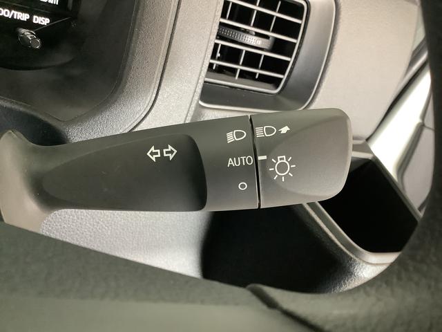 ハイゼットカーゴクルーズ　ＣＶＴ車　前後コーナーセンサー　スマートキー走行無制限１年保証　前後コーナーセンサー　ＣＶＴ　オートマチックハイビーム　アイドリングストップ　プッシュスタート　横滑り防止装置　オートライト　アクセサリーソケット　電動格納ドアミラー　両側スライド（兵庫県）の中古車