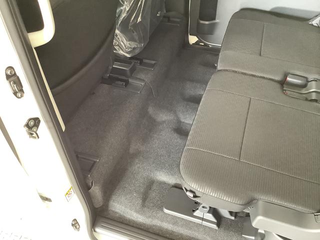 ハイゼットカーゴクルーズ　ＣＶＴ車　前後コーナーセンサー　スマートキー走行無制限１年保証　前後コーナーセンサー　ＣＶＴ　オートマチックハイビーム　アイドリングストップ　プッシュスタート　横滑り防止装置　オートライト　アクセサリーソケット　電動格納ドアミラー　両側スライド（兵庫県）の中古車