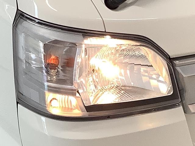 ハイゼットトラックＥＸＴ　５ＭＴ　ＣＤオーディオ　３方開　荷台作業灯　キーレス走行無制限１年保証　ＭＴ車　荷台作業灯　ＣＤオーディオ　３方開　キーレスエントリー　ドアバイザー　ヘッドライトレベライザー　アクセサリーソケット　マニュアルエアコン　パワーウィンドウ　フォグランプ（兵庫県）の中古車
