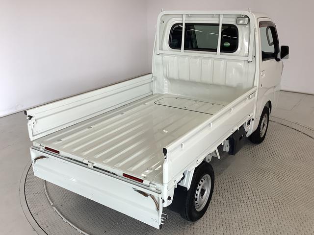 ハイゼットトラックＥＸＴ　５ＭＴ　ＣＤオーディオ　３方開　荷台作業灯　キーレス走行無制限１年保証　ＭＴ車　荷台作業灯　ＣＤオーディオ　３方開　キーレスエントリー　ドアバイザー　ヘッドライトレベライザー　アクセサリーソケット　マニュアルエアコン　パワーウィンドウ　フォグランプ（兵庫県）の中古車