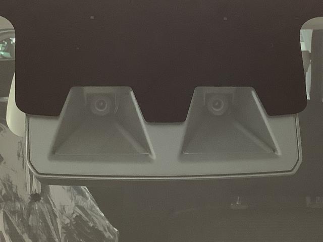 ハイゼットカーゴクルーズターボ　ＣＶＴ　前後コーナーセンサー　スマートキー走行無制限１年保証　前後コーナーセンサー　ＣＶＴ車　オートマチックハイビーム　アイドリングストップ　プッシュスタート　横滑り防止装置　オートライト　アクセサリーソケット　電動格納ミラー　両側スライド（兵庫県）の中古車
