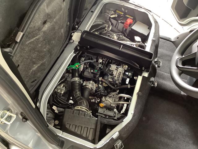 ハイゼットカーゴクルーズターボ　ＣＶＴ　前後コーナーセンサー　スマートキー走行無制限１年保証　前後コーナーセンサー　ＣＶＴ車　オートマチックハイビーム　アイドリングストップ　プッシュスタート　横滑り防止装置　オートライト　アクセサリーソケット　電動格納ミラー　両側スライド（兵庫県）の中古車