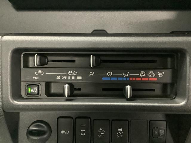 ハイゼットトラックスタンダード　農用スペシャルＳＡIIIｔ　４ＷＤ　５速ＭＴ走行無制限１年保証　ＭＴ車　荷台マット　４ＷＤ　３方開　荷台作業灯　ゲートプロテクター　横滑り防止装置　デフロック　マニュアルエアコン　アクセサリーソケット　スペアタイヤ　ラジオ　スマートアシスト（兵庫県）の中古車