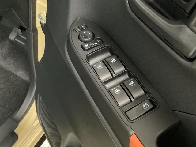 タントファンクロスターボ　両側電動スライド　前後コーナーセンサー走行無制限１年保証　両側電動スライドドア　前後コーナーセンサー　前席シートヒーター　ルーフレール　オートマチックハイビーム　ＬＥＤヘッドライト　オートブレーキホールド　１５インチ純正アルミホイール（兵庫県）の中古車