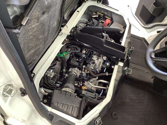 ハイゼットカーゴＤＸ　ＣＶＴ　前後コーナーセンサー　ラジオ　両側スライドドア走行無制限１年保証　前後コーナーセンサー　ＣＶＴ車　オートマチックハイビーム　キーレスエントリー　アイドリングストップ　横滑り防止装置　オートライト　ヘッドライトレベライザー　パワーウィンドウ　ラジオ（兵庫県）の中古車
