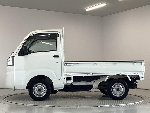 ハイゼットトラックスタンダードＳＡIIIｔ　４ＷＤ　５ＭＴ　ＬＥＤヘッドライト走行無制限１年保証　４ＷＤ　バックソナー　ＭＴ車　３方開　ゲートプロテクター　荷台マット　ＬＥＤヘッドライト　横滑り防止装置　オートライト　ドアバイザー　ヘッドライトレベライザー　ラジオ　スペアタイヤ（兵庫県）の中古車
