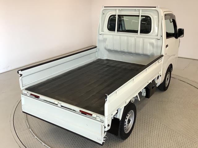 ハイゼットトラックスタンダードＳＡIIIｔ　４ＷＤ　５ＭＴ　ＬＥＤヘッドライト走行無制限１年保証　４ＷＤ　バックソナー　ＭＴ車　３方開　ゲートプロテクター　荷台マット　ＬＥＤヘッドライト　横滑り防止装置　オートライト　ドアバイザー　ヘッドライトレベライザー　ラジオ　スペアタイヤ（兵庫県）の中古車