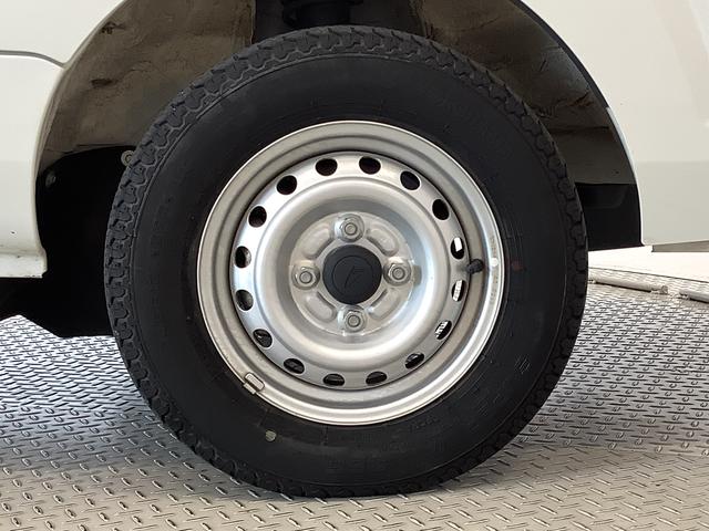 ハイゼットトラックスタンダードＳＡIIIｔ　４ＷＤ　５ＭＴ　ＬＥＤヘッドライト走行無制限１年保証　４ＷＤ　バックソナー　ＭＴ車　３方開　ゲートプロテクター　荷台マット　ＬＥＤヘッドライト　横滑り防止装置　オートライト　ドアバイザー　ヘッドライトレベライザー　ラジオ　スペアタイヤ（兵庫県）の中古車