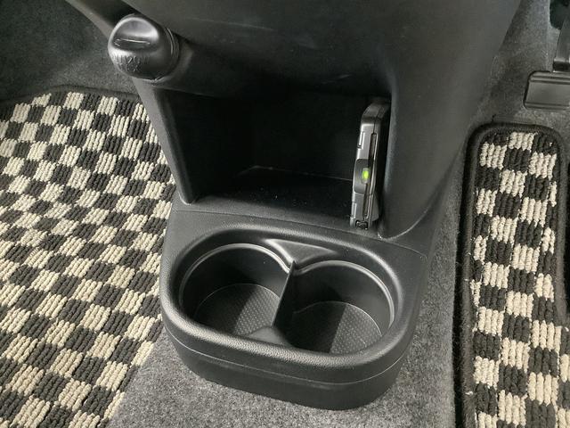 ミラココアココアＬ　雹害車両　ナビＴＶ　ＥＴＣ　キーレスエントリー雹害車両　１年保証　キーレスエントリー　ナビＴＶ　ＥＴＣ　ＤＶＤ　ＵＳＢ接続　アイドリングストップ　ドアバイザー　ヘッドライトレベライザー　アクセサリーソケット　ベンチシート　電動格納ドアミラー（兵庫県）の中古車