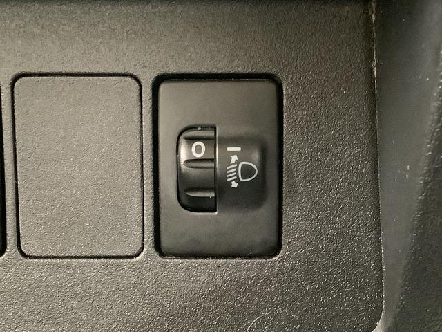 ハイゼットトラックジャンボＳＡIIIｔ　４ＷＤ　ＡＴ車　ＬＥＤヘッドライト走行無制限１年保証　ＬＥＤヘッドライト　ＡＴ車　４ＷＤ　３方開　荷台作業灯　ゲートプロテクター　キーレスエントリー　横滑り防止装置　マニュアルエアコン　パワーウィンドウ　スペアタイヤ　スマートアシスト（兵庫県）の中古車