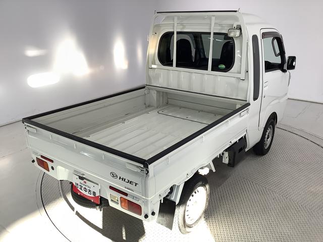 ハイゼットトラックジャンボＳＡIIIｔ　４ＷＤ　ＡＴ車　ＬＥＤヘッドライト走行無制限１年保証　ＬＥＤヘッドライト　ＡＴ車　４ＷＤ　３方開　荷台作業灯　ゲートプロテクター　キーレスエントリー　横滑り防止装置　マニュアルエアコン　パワーウィンドウ　スペアタイヤ　スマートアシスト（兵庫県）の中古車