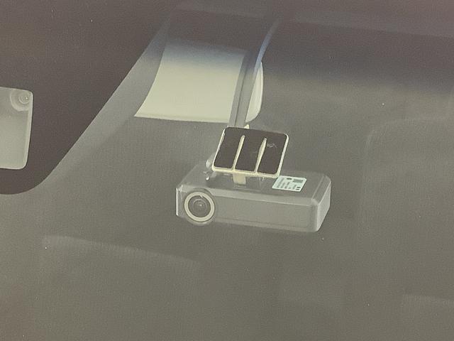 ムーヴＸリミテッド　ＳＡIII　ワンオーナー　ナビＴＶ　ドラレコ１年保証　ワンオーナー　ナビＴＶ　ＥＴＣ　ドラレコ　バックカメラ　運転席シートヒーター　Ｂｌｕｅｔｏｏｔｈ　オートマチックハイビーム　アイドリングストップ　スマートキー　１４インチ純正アルミホイール（兵庫県）の中古車