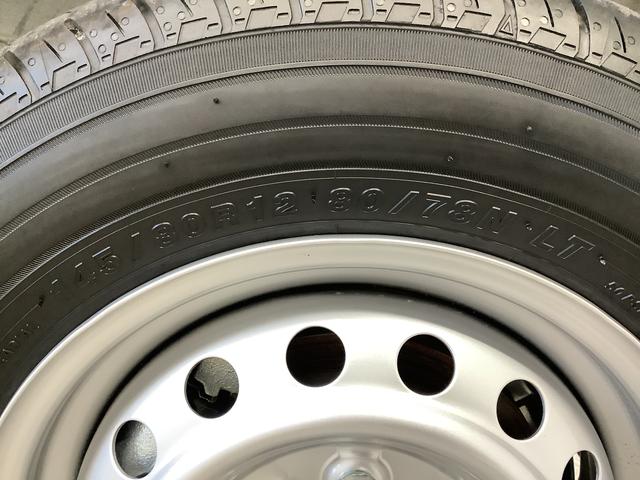 ハイゼットカーゴＤＸ　ＣＶＴ　前後コーナーセンサー　ラジオ　両側スライドドア走行無制限１年保証　前後コーナーセンサー　ＣＶＴ車　オートマチックハイビーム　キーレスエントリー　アイドリングストップ　横滑り防止装置　オートライト　ヘッドライトレベライザー　パワーウィンドウ　ラジオ（兵庫県）の中古車