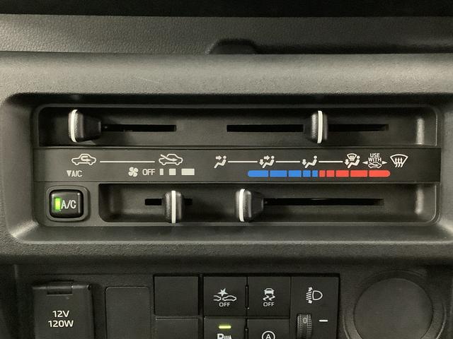 ハイゼットトラックスタンダード　ＣＶＴ車　前後コーナーセンサー　荷台マット走行無制限１年保証　前後コーナーセンサー　ＣＶＴ　３方開　荷台マット　オートマチックハイビーム　アイドリングストップ　横滑り防止装置　ヘッドライトレベライザー　アクセサリーソケット　ラジオ（兵庫県）の中古車