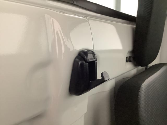 ハイゼットトラックスタンダード　ＣＶＴ車　前後コーナーセンサー　荷台マット走行無制限１年保証　前後コーナーセンサー　ＣＶＴ　３方開　荷台マット　オートマチックハイビーム　アイドリングストップ　横滑り防止装置　ヘッドライトレベライザー　アクセサリーソケット　ラジオ（兵庫県）の中古車