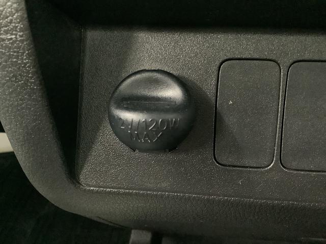 ハイゼットトラックハイルーフＳＡIIIｔ　５ＭＴ　３方開　横滑り防止装置走行無制限１年保証　ＭＴ車　ハイルーフ　３方開　横滑り防止装置　ヘッドライトレベライザー　アクセサリーソケット　マニュアルエアコン　ラジオ　スペアタイヤ　パッテリーカバー　オーバーヘッドコンソール（兵庫県）の中古車