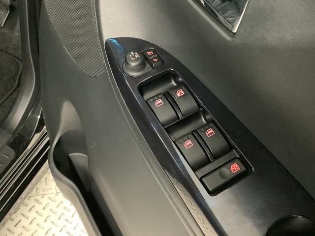 タントカスタムＲＳ　トップエディションＳＡIII　ターボ　ナビＴＶ１年保証　ワンオーナー　ナビＴＶ　ＥＴＣ　バックカメラ　両側電動スライドドア　リアコーナーセンサー　運転席シートヒーター　Ｂｌｕｅｔｏｏｔｈ　オートマチックハイビーム　１５インチ純正アルミホイール（兵庫県）の中古車