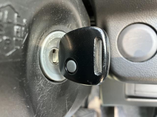 アルトＬ　雹害車両　ＣＤオーディオ　運転席シートヒーター　キーレス雹害車両　１年保証　運転席シートヒーター　ＣＤオーディオ　衝突被害軽減ブレーキ　キーレスエントリー　アイドリングストップ　横滑り防止装置　ドアバイザー　ヘッドライトレベライザー（兵庫県）の中古車