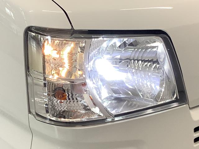 ハイゼットカーゴデッキバンＬ　４ＷＤ　ＭＴ　１オーナー　前後コーナーセンサー走行無制限１年保証　４ＷＤ　ワンオーナー　ＭＴ車　前後コーナーセンサー　オートマチックハイビーム　アイドリングストップ　横滑り防止装置　オートライト　ヘッドライトレベライザー　両側スライドドア（兵庫県）の中古車