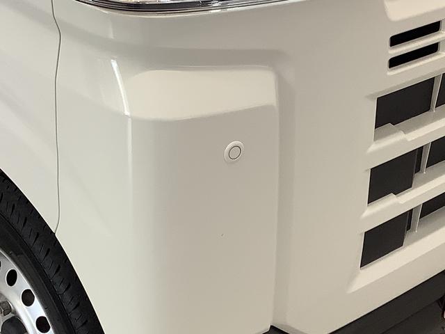ハイゼットカーゴデッキバンＬ　４ＷＤ　ＭＴ　１オーナー　前後コーナーセンサー走行無制限１年保証　４ＷＤ　ワンオーナー　ＭＴ車　前後コーナーセンサー　オートマチックハイビーム　アイドリングストップ　横滑り防止装置　オートライト　ヘッドライトレベライザー　両側スライドドア（兵庫県）の中古車