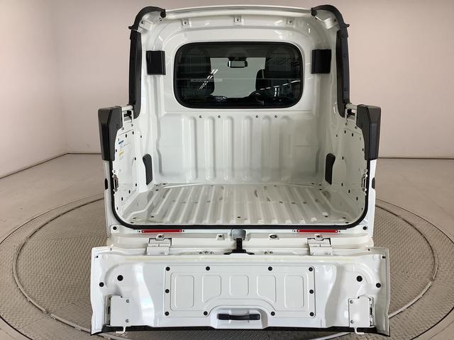 ハイゼットカーゴデッキバンＬ　４ＷＤ　ＭＴ　１オーナー　前後コーナーセンサー走行無制限１年保証　４ＷＤ　ワンオーナー　ＭＴ車　前後コーナーセンサー　オートマチックハイビーム　アイドリングストップ　横滑り防止装置　オートライト　ヘッドライトレベライザー　両側スライドドア（兵庫県）の中古車