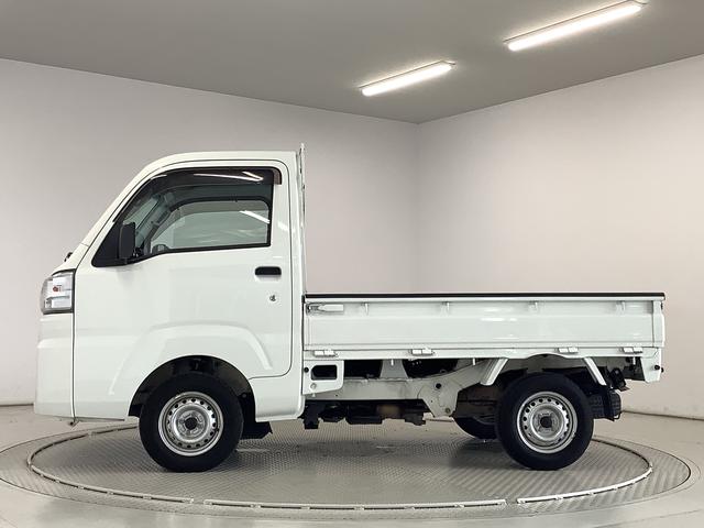 ハイゼットトラックスタンダードＳＡIIIｔ　４ＷＤ　ＡＴ　ワンオーナー　３方開走行無制限１年保証　ゲートプロテクター　４ＷＤ　ＡＴ車　ワンオーナー　３方開　横滑り防止装置　ドアバイザー　ヘッドライトレベライザー　マニュアルエアコン　アクセサリーソケット　スペアタイヤ　スマアシ（兵庫県）の中古車