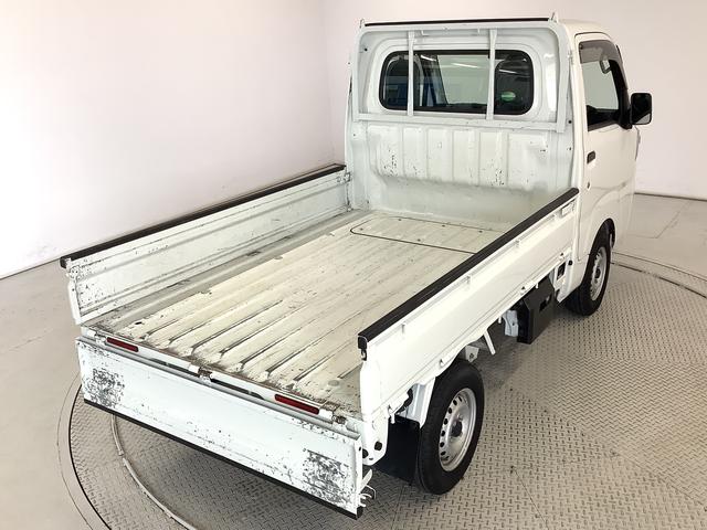 ハイゼットトラックスタンダードＳＡIIIｔ　４ＷＤ　ＡＴ　ワンオーナー　３方開走行無制限１年保証　ゲートプロテクター　４ＷＤ　ＡＴ車　ワンオーナー　３方開　横滑り防止装置　ドアバイザー　ヘッドライトレベライザー　マニュアルエアコン　アクセサリーソケット　スペアタイヤ　スマアシ（兵庫県）の中古車