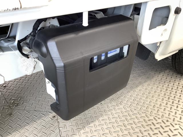 ハイゼットトラックスタンダードＳＡIIIｔ　４ＷＤ　ＡＴ　ワンオーナー　３方開走行無制限１年保証　ゲートプロテクター　４ＷＤ　ＡＴ車　ワンオーナー　３方開　横滑り防止装置　ドアバイザー　ヘッドライトレベライザー　マニュアルエアコン　アクセサリーソケット　スペアタイヤ　スマアシ（兵庫県）の中古車