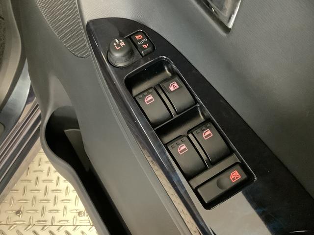 タントカスタムＲＳ　トップエディションＳＡII　ターボ　ＥＴＣ走行無制限１年保証　両側電動スライドドア　ＥＴＣ　ＬＥＤヘッドライト　アイドリングストップ　プッシュスタート　横滑り防止装置　オートライト　オートエアコン　ドアバイザー　１５インチ純正アルミホイール（兵庫県）の中古車