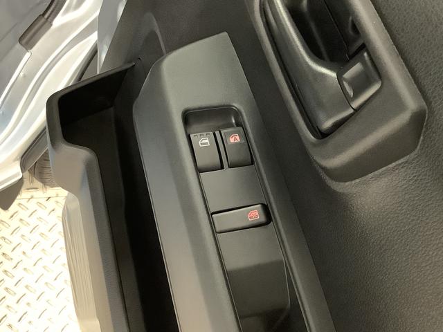 ハイゼットカーゴＤＸ　ＣＶＴ　前後コーナーセンサー　ラジオ　両側スライドドア走行無制限１年保証　前後コーナーセンサー　ＣＶＴ車　オートマチックハイビーム　キーレスエントリー　アイドリングストップ　横滑り防止装置　オートライト　ヘッドライトレベライザー　パワーウィンドウ　ラジオ（兵庫県）の中古車