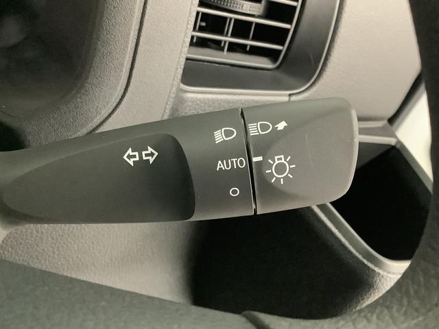 ハイゼットカーゴＤＸ　ＣＶＴ　前後コーナーセンサー　ラジオ　両側スライドドア走行無制限１年保証　前後コーナーセンサー　ＣＶＴ車　オートマチックハイビーム　キーレスエントリー　アイドリングストップ　横滑り防止装置　オートライト　ヘッドライトレベライザー　パワーウィンドウ　ラジオ（兵庫県）の中古車