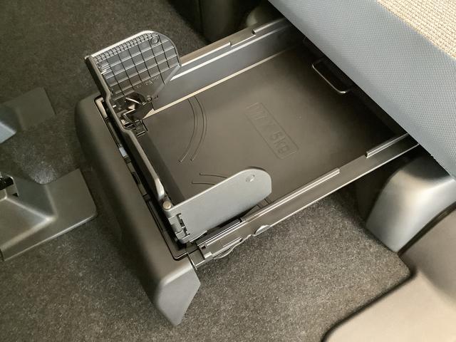 ムーヴキャンバスストライプスＧ　両側電動スライドドア　前後コーナーセンサー走行無制限１年保証　両側電動スライドドア　前後コーナーセンサー　前席シートヒーター　ホッとカップホルダー　オートマチックハイビーム　ＬＥＤヘッドライト　横滑り防止装置　スマートキー　置きラクボックス（兵庫県）の中古車