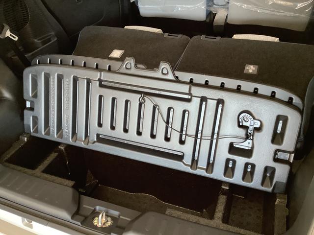 ムーヴキャンバスストライプスＧ　両側電動スライドドア　前後コーナーセンサー走行無制限１年保証　両側電動スライドドア　前後コーナーセンサー　前席シートヒーター　ホッとカップホルダー　オートマチックハイビーム　ＬＥＤヘッドライト　横滑り防止装置　スマートキー　置きラクボックス（兵庫県）の中古車