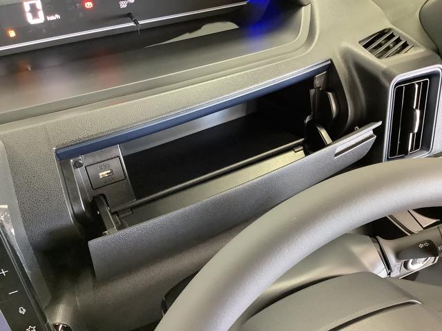 タントカスタムＲＳ　ターボ　９インチディスプレイオーディオ　ＵＳＢ１年保証　９インチディスプレイオーディオ　バックカメラ　両側電動スライドドア　前後コーナーセンサー　前席シートヒーター　ＵＳＢ　Ｂｌｕｅｔｏｏｔｈ　オートブレーキホールド　１５インチ純正アルミホイール（兵庫県）の中古車