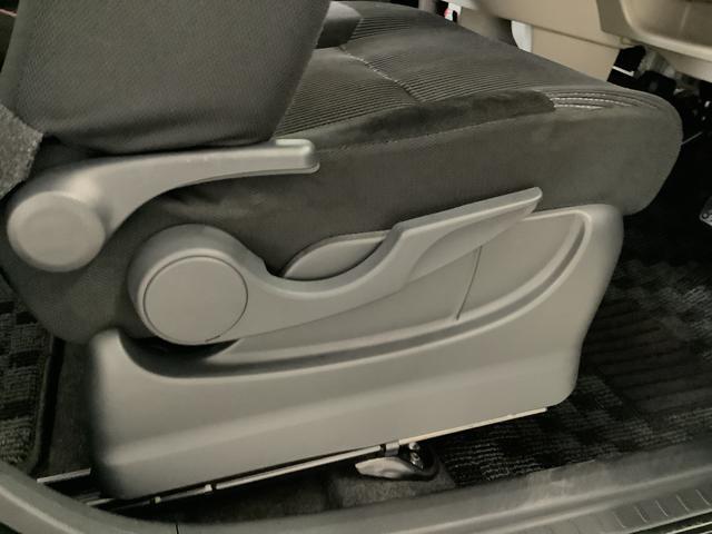 ムーヴＸリミテッドII　ＳＡIII　ナビＴＶ　ＥＴＣ　バックカメラ１年保証　ナビＴＶ　ＥＴＣ　バックカメラ　運転席シートヒーター　ＵＳＢ　Ｂｌｕｅｔｏｏｔｈ　オートマチックハイビーム　ＬＥＤヘッドライト　プッシュスタート　横滑り防止装置　１４インチ純正アルミホイール（兵庫県）の中古車