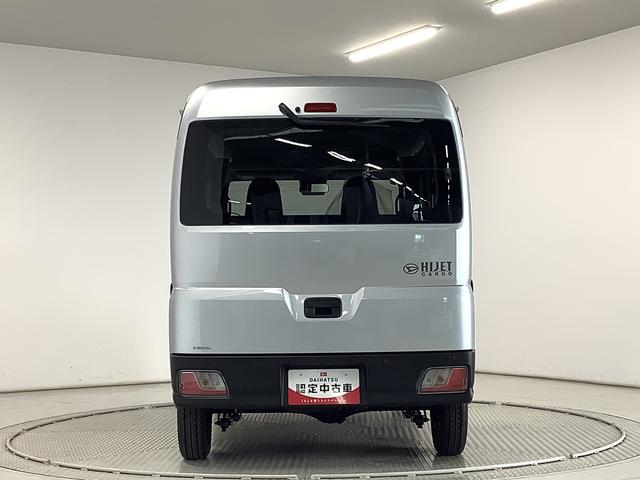 ハイゼットカーゴＤＸ　ＣＶＴ　前後コーナーセンサー　ラジオ　両側スライドドア走行無制限１年保証　前後コーナーセンサー　ＣＶＴ車　オートマチックハイビーム　アイドリングストップ　キーレスエントリー　横滑り防止装置　オートライト　ヘッドライトレベライザー　パワーウィンドウ　ラジオ（兵庫県）の中古車