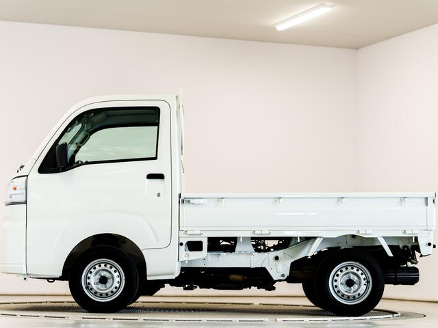 ハイゼットトラックスタンダード　４ＷＤ　ＣＶＴ　ワンオーナー　コーナーセンサー走行無制限１年保証　４ＷＤ　ワンオーナー　ＣＶＴ車　前後コーナーセンサー　３方開　アイドリングストップ　横滑り防止装置　オートライト　ヘッドライトレベライザー　アクセサリーソケット　ラジオ（兵庫県）の中古車