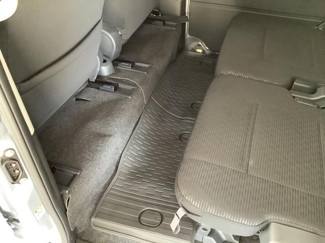 ハイゼットカーゴクルーズ　５ＭＴ　ワンオーナー　ナビ　バックカメラ　キーレス１年保証　ワンオーナー　ＭＴ車　ナビＴＶ　バックカメラ　前後コーナーセンサー　ＤＶＤ　ＵＳＢ　キーレスエントリー　アイドリングストップ　横滑り防止装置　オートライト　ドアバイザー　電動格納ドアミラー（兵庫県）の中古車