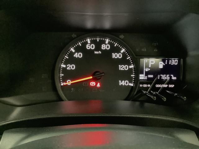 ハイゼットカーゴスペシャルクリーン　ＣＶＴ　前後コーナーセンサー　ラジオ走行無制限１年保証　前後コーナーセンサー　ＣＶＴ車　オートマチックハイビーム　アイドリングストップ　横滑り防止装置　オートライト　ヘッドライトレベライザー　パワーウィンドウ　ラジオ　スマートアシスト（兵庫県）の中古車