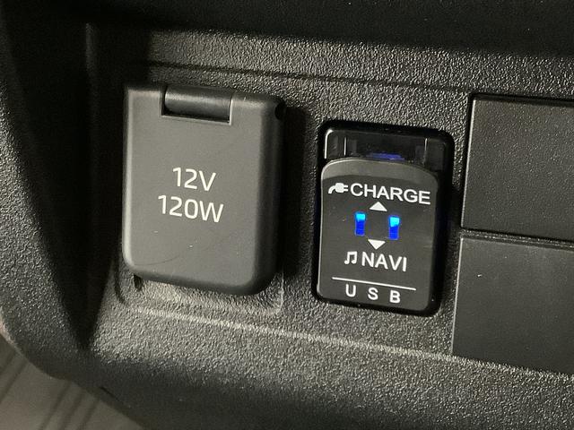 ハイゼットトラックＥＸＴ　ＣＶＴ　ナビＴＶ　ＥＴＣ　バックカメラ　荷台作業灯１年保証　ナビＴＶ　ＥＴＣ　バックカメラ　前後コーナーセンサー　３方開　荷台作業灯　ＤＶＤ　ＵＳＢ　　Ｂｌｕｅｔｏｏｔｈ　フォグライト　オートマチックハイビーム　プッシュスタート　横滑り防止装置（兵庫県）の中古車