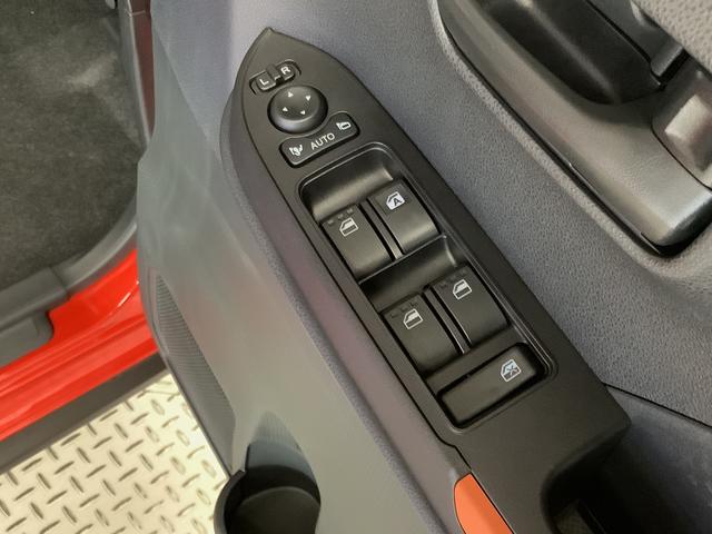 タントファンクロスターボ　４ＷＤ　両側電動スライド　シートヒーター走行無制限１年保証　両側電動スライドドア　４ＷＤ　前後コーナーセンサー　前席シートヒーター　ルーフレール　オートマチックハイビーム　ＬＥＤヘッドライト　スマートキー　１５インチ純正アルミホイール（兵庫県）の中古車