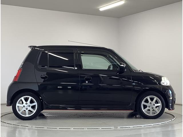 エッセカスタム　４ＡＴ　ＥＴＣ　キーレスエントリー　タコメーター走行無制限１年保証　キーレスエントリー　ＡＴ車　ＥＴＣ　純正エアロパーツ　タコメーター　ドアバイザー　ヘッドライトレベライザー　電動格納ドアミラー　フォグランプ　１４インチ純正アルミホイール（兵庫県）の中古車