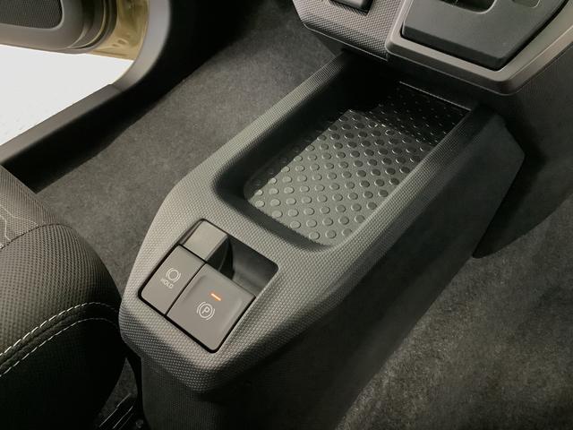 タフトＧターボ　ダーククロムベンチャー　４ＷＤ　コーナーセンサー走行無制限１年保証　前後コーナーセンサー　４ＷＤ　アダプティブクルーズコントロール　前席シートヒーター　オートマチックハイビーム　オートブレーキホールド　スマートキー　１５インチ純正アルミホイール（兵庫県）の中古車